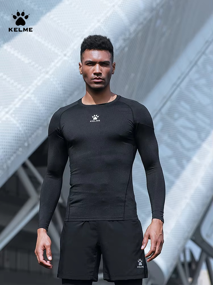 Running Gear Outdoor - Kelme ผู้ชายเสื้อยืดวิ่งกลางแจ้งกีฬา Tights การบีบอัดฟิตเนสการฝึกอบรมโยคะแห้งเร็วแขนยาว Camping Hiking
