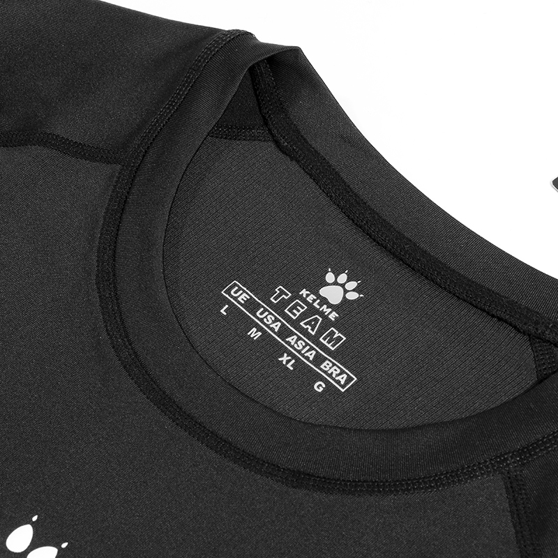 Kelme ผู้ชายเสื้อยืดวิ่งกลางแจ - Running Gear Outdoor บทวิจารณ์และราคา
